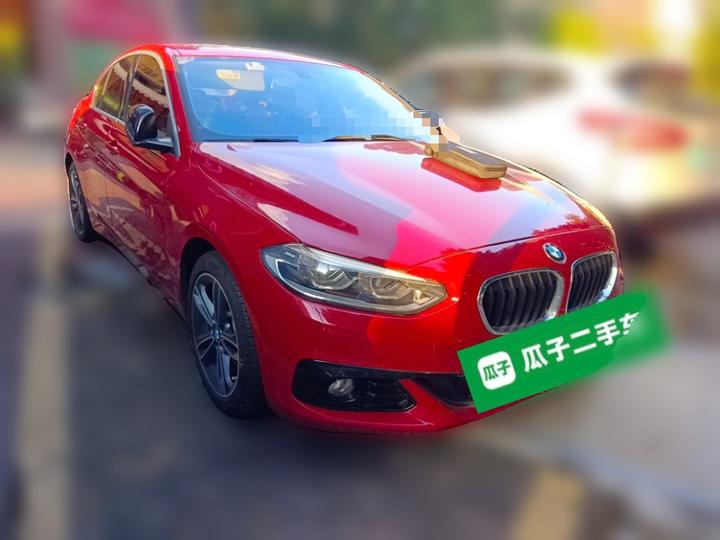1 Series 2018 Facelift 118i Sport photo 3