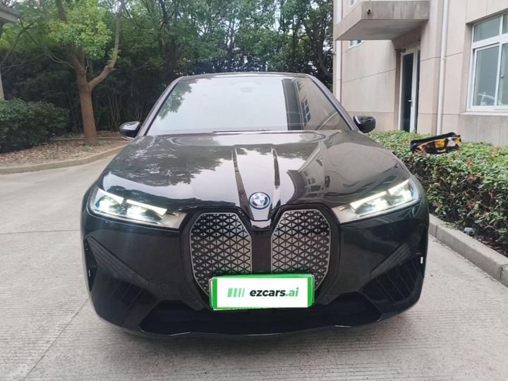 iX 2022 xDrive40 photo 2