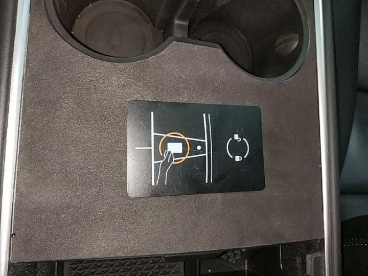 Model 3 2022 RWD photo 8