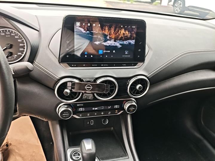 Sylphy 2021 1.6L XL CVT Enjoy photo 8