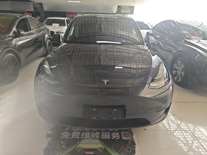 Model Y 2022 RWD photo 2