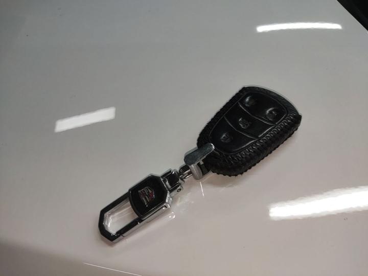 XTS 2018 28T Tech photo 8