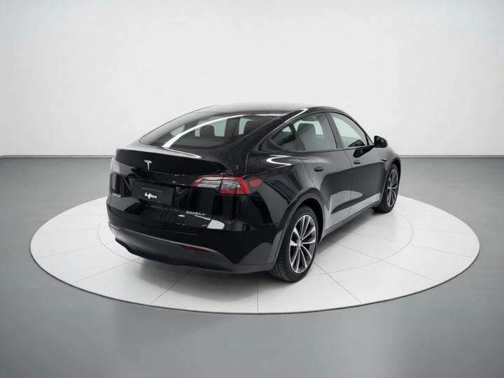 Model Y 2022 RWD photo 6