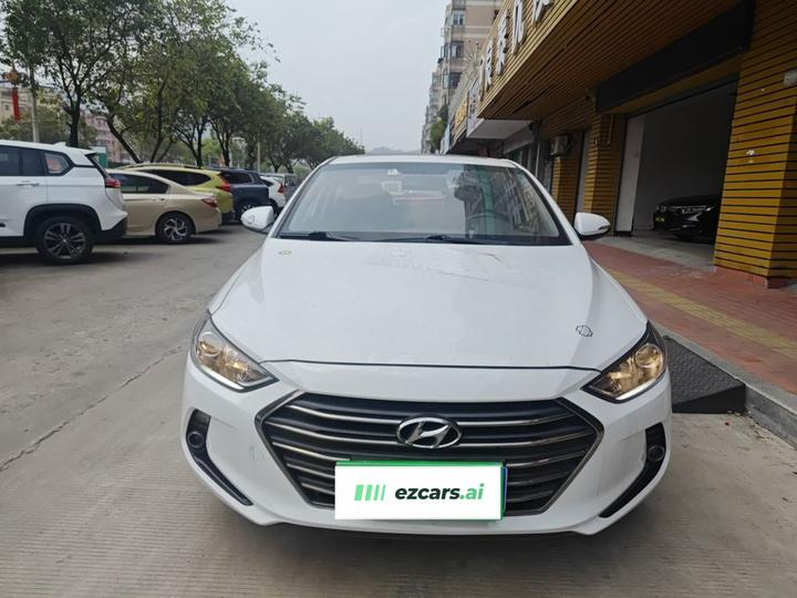 Elantra 2018 1.4T DCT photo 2
