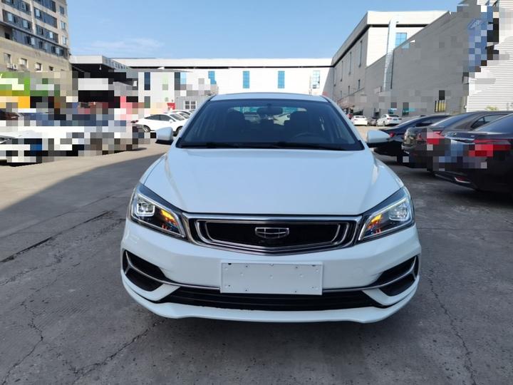 Emgrand 2020 1.5L CVT photo 2