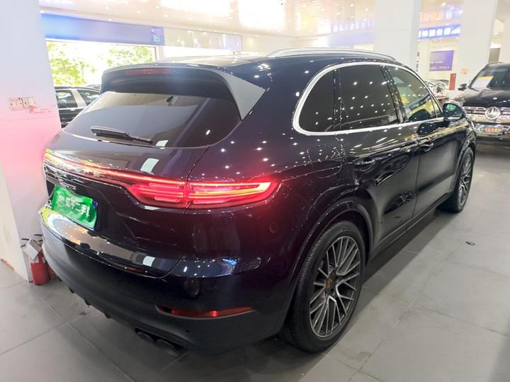 2019 Cayenne 3.0T photo 4