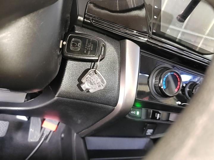 2015 1.5L CVT Comfort photo 8
