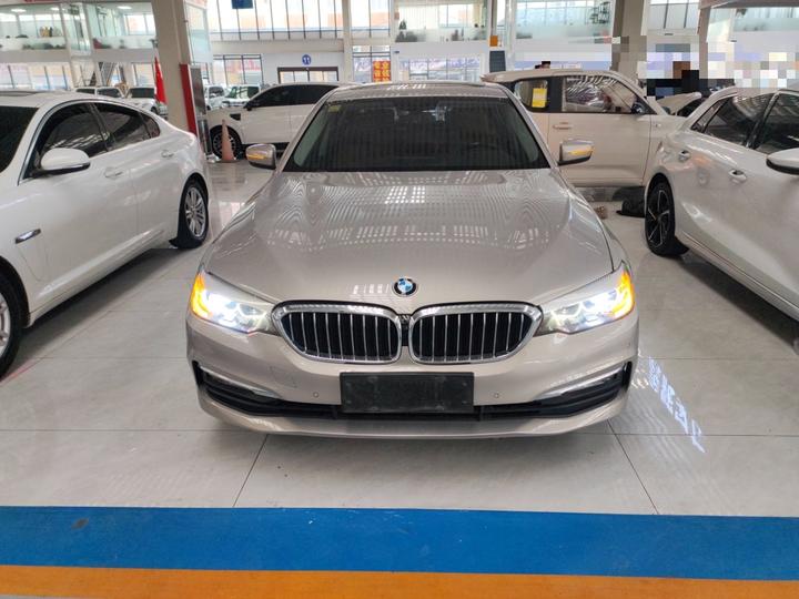 5 Series 2018 528Li Special photo 2