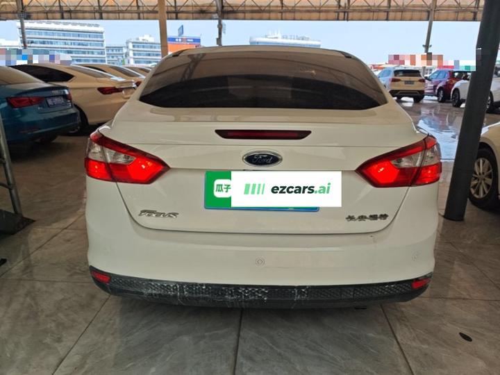Focus 2012 Sedan 1.6L AT photo 3