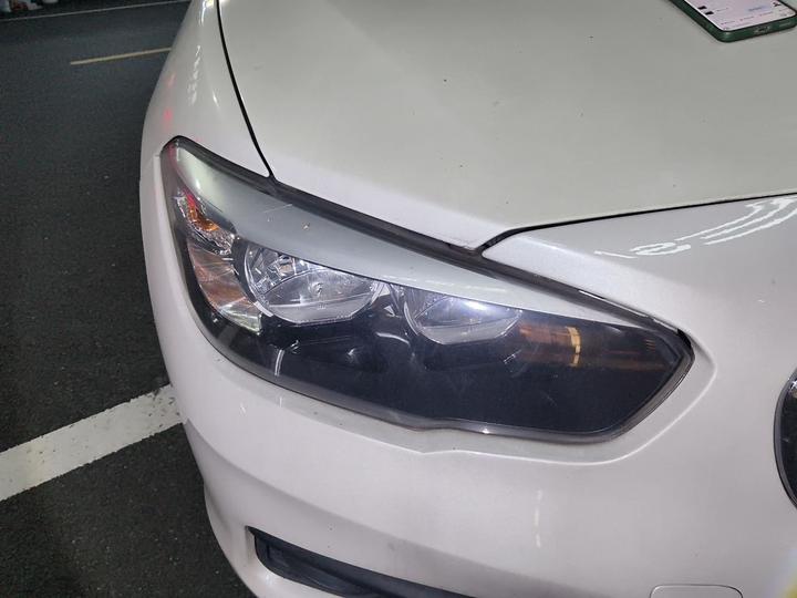 1 Series Imported 2016 118i Leading photo 7