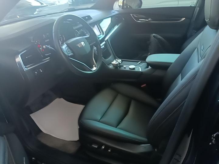 XT6 2022 2.0T 6-Seater RWD Luxury photo 6
