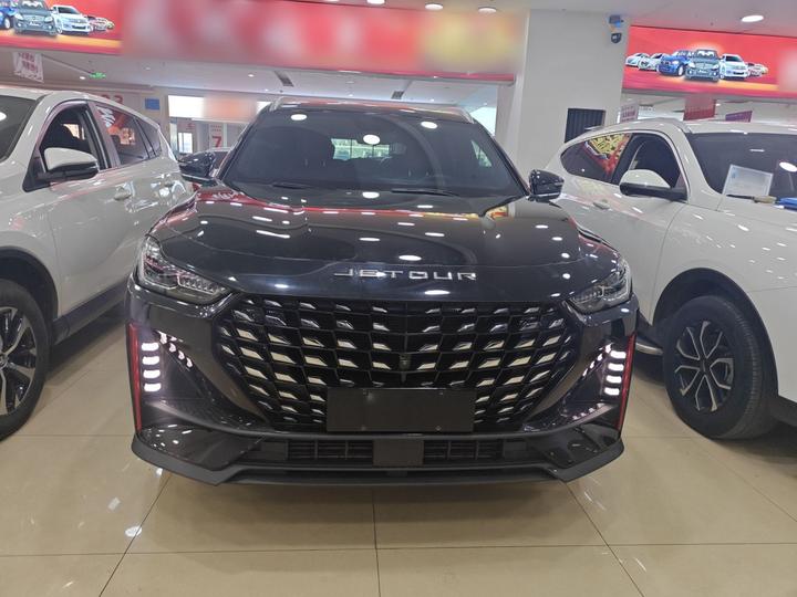X70 PRO 2023 1.6T DCTPRO 5-Seater photo 2