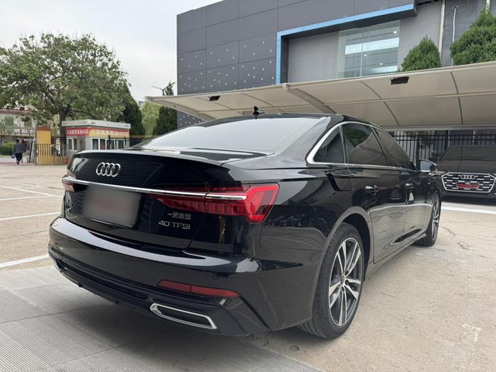 A6L 2022 40 TFSI Luxury Dynamic photo 4