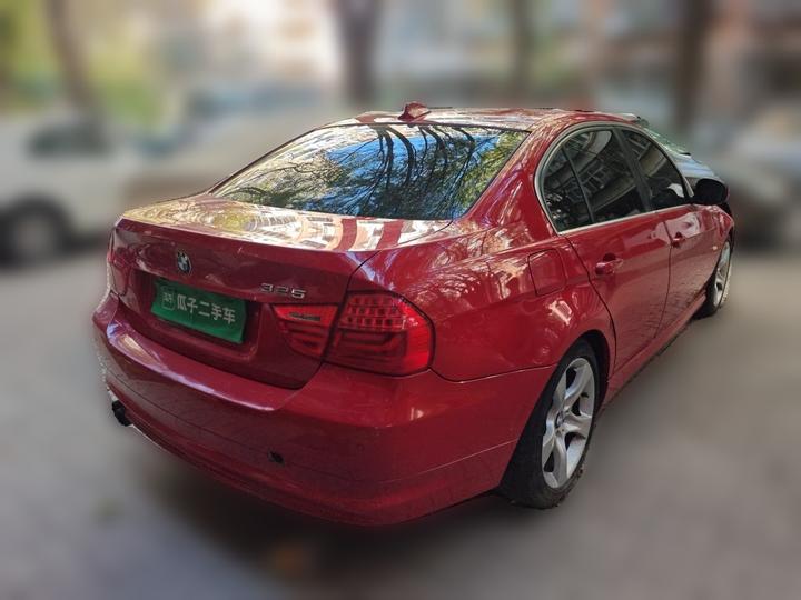 3 Series 2012 325i Luxury photo 6