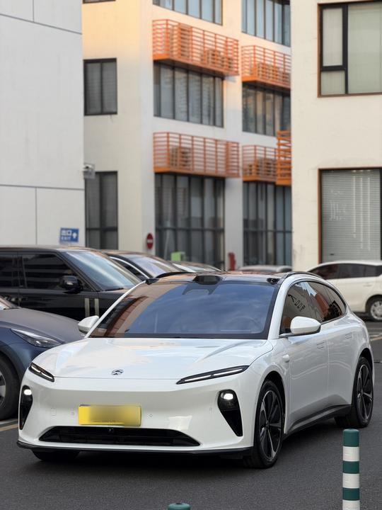 ET5T 2023 75kWh Touring