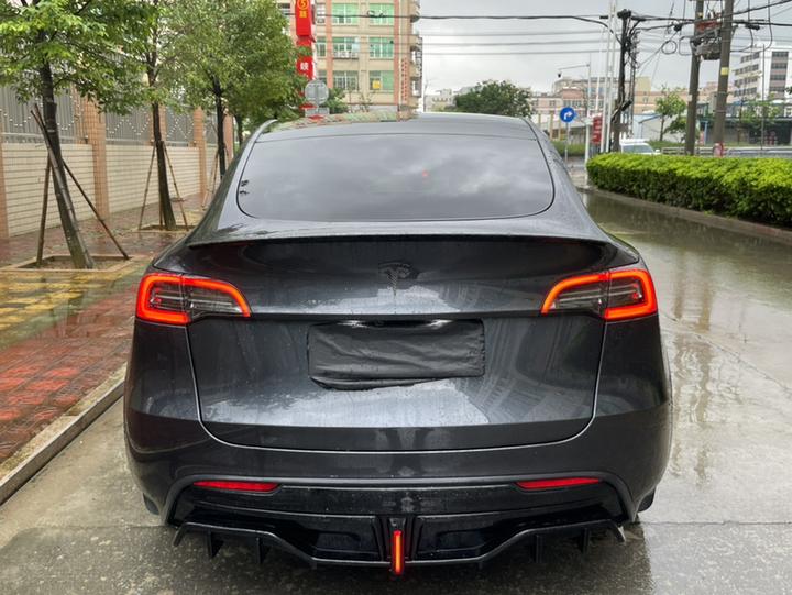 Model Y 2024 RWD photo 3
