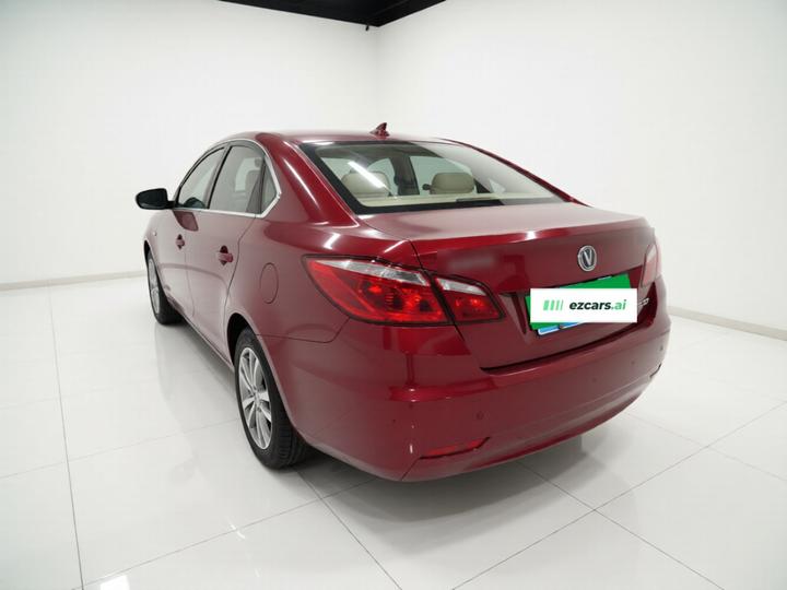 Eado 2015 1.6L AT Luxury photo 4