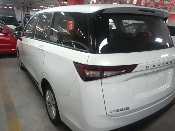 Wuling 2022 1.5L MT Elite photo 4