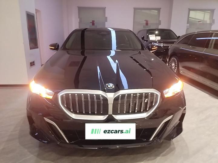 i5 2024 eDrive 35L M Sport Package photo 2