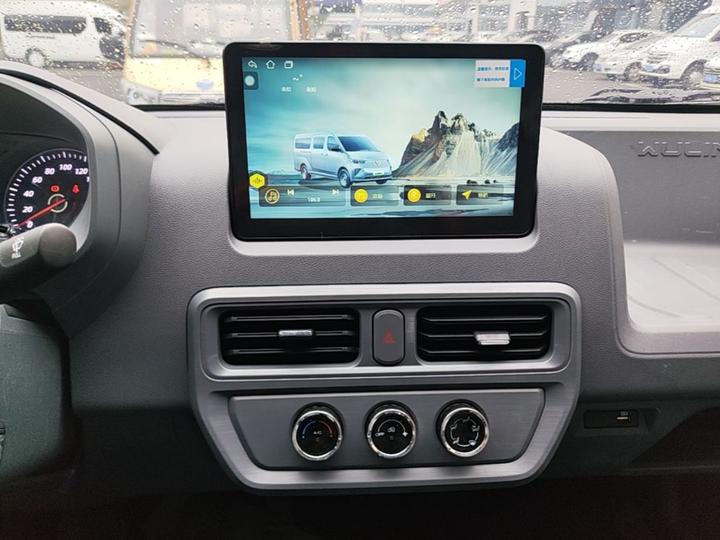 Wuling 2026 330km Bus Comfort photo 8