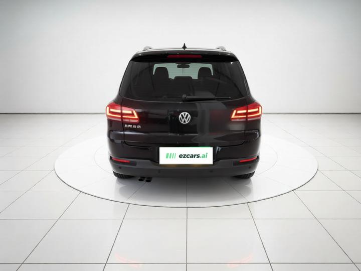 Tiguan 2016 300TSI AT AWD photo 5