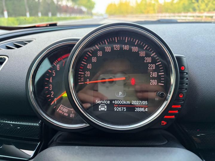 Clubman 2016 Facelift 1.5T COOPER photo 2