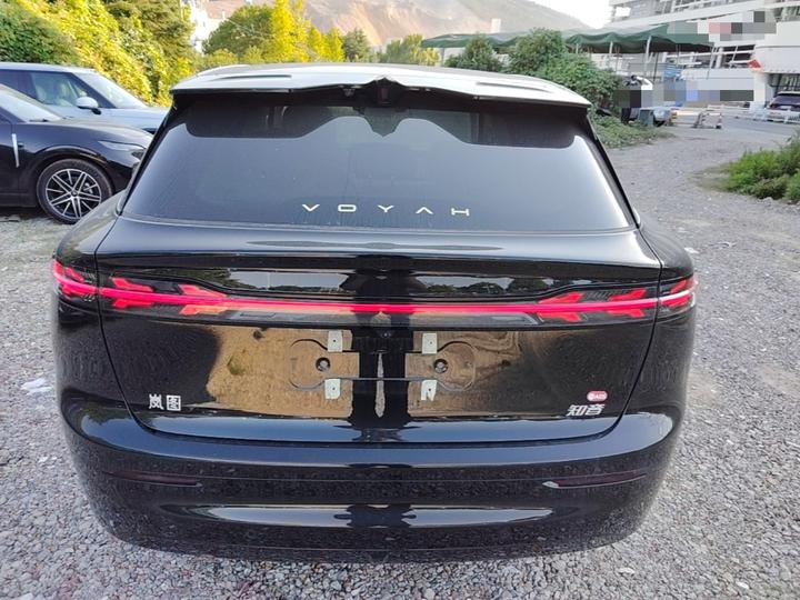 Voyah 2025 AWD Qiankun photo 5