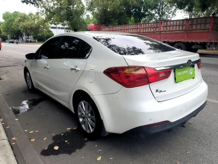 K3 2015 1.6L MT GLS photo 4
