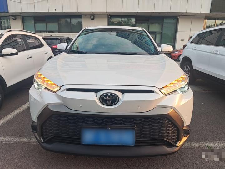 Frontlander 2023 2.0L CVT Luxury photo 2