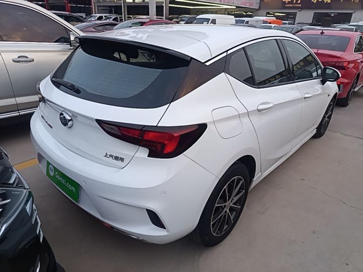 Verano 2016 Hatchback GS 20T DCT Sport photo 6