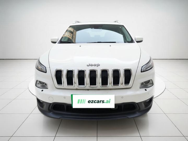 Cherokee Imported 2014 2.4L Luxury photo 2
