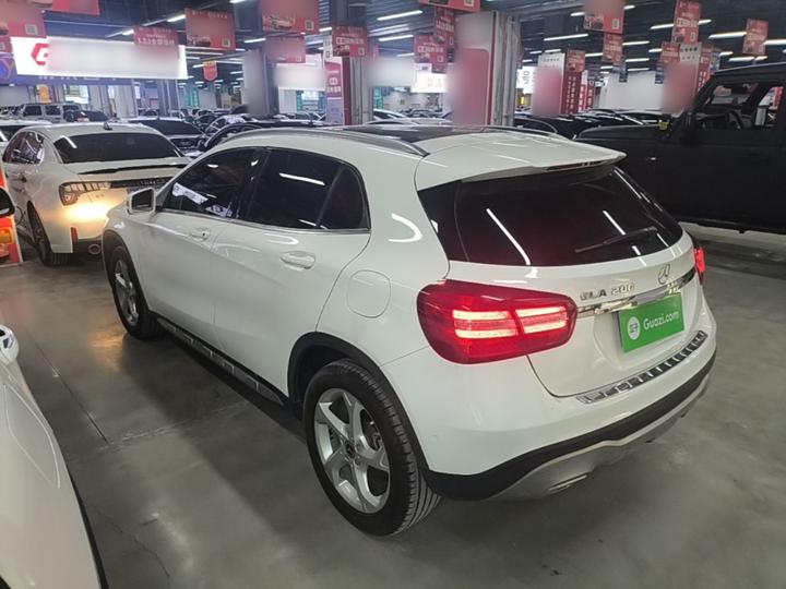 GLA 2018 GLA 200 Dynamic photo 4