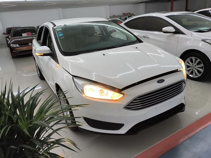 Focus 2018 Sedan Classic 1.6L AT Comfort photo 3