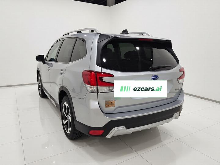 Forester 2024 2.5i AWD Flagship EyeSight photo 4