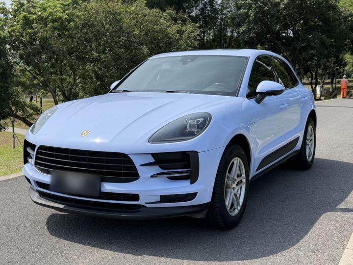 2018 Macan 2.0T