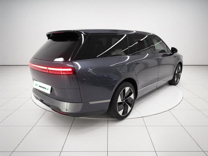 GX 2026 EREV 1585 AWD UltraSE photo 6