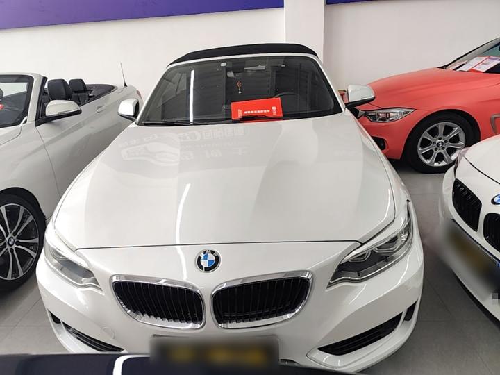 2 Series Imported 2015 218i Convertible Coupe photo 2