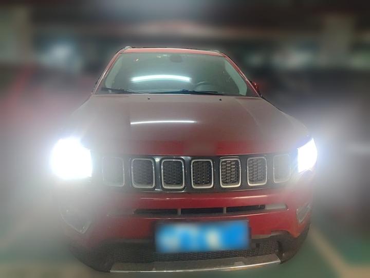 Compass 2017 200T AT Exclusive photo 2