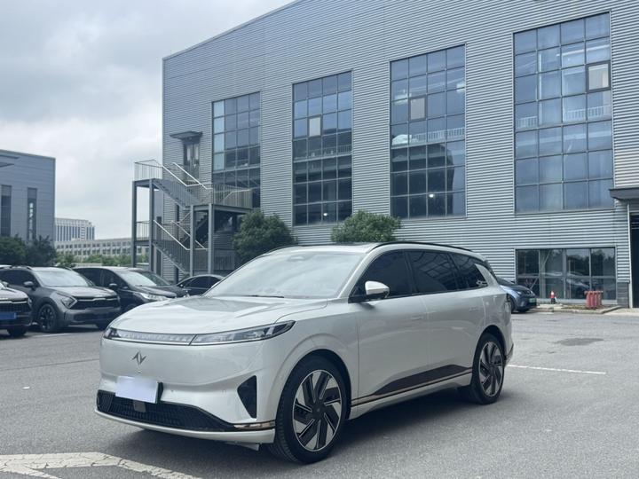 Yipai eπ008 2024 210Max EREV 6-Seater