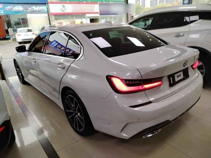 3 Series 2020 320Li M Sport Package photo 4