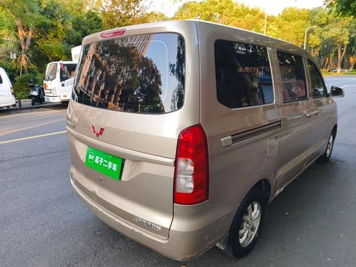 Wuling Hongguang V 2022 1.5L LAR photo 7