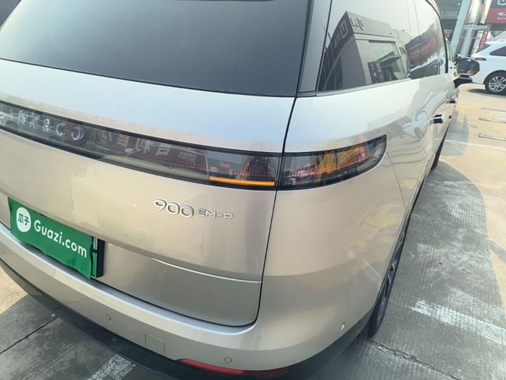 900 2025 2.0T Ultra 6-Seater photo 7