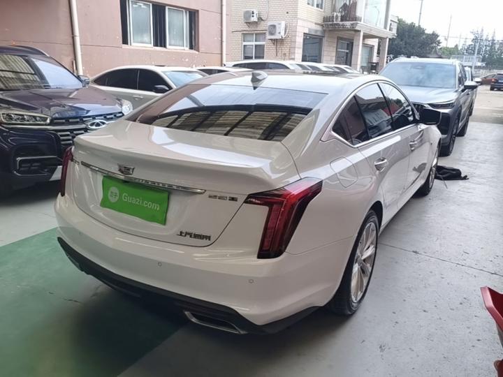 CT5 2022 28T Luxury Standard photo 4