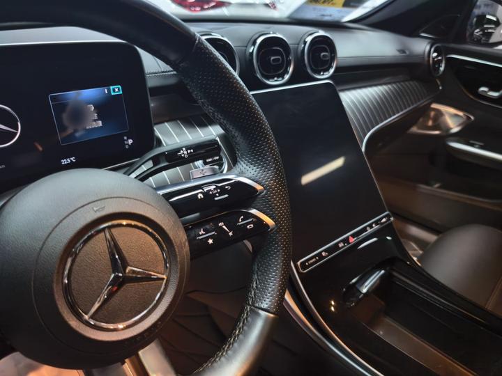 C-Class 2023 Facelift C 260 L Sport photo 8