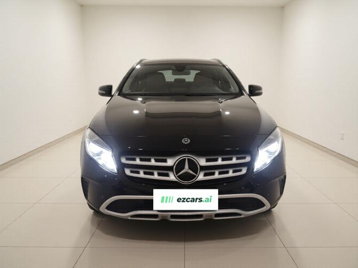 GLA 2017 GLA 200 Dynamic photo 2