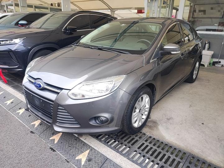 Focus 2012 Sedan 1.6L MT Comfort