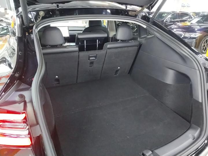 Model Y 2021 Standard Range RWD photo 8