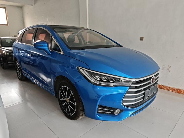 Song MAX 2017 1.5T AT Connected Premium 7-Seater photo 3