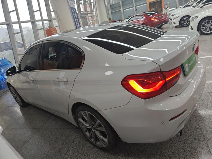 1 Series 2018 Facelift 120i Design Package photo 3