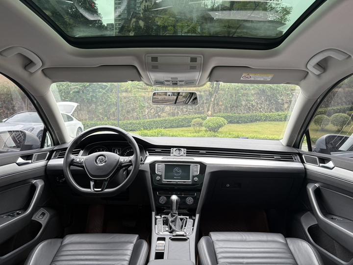 Magotan 2017 330TSI DSG Luxury photo 8